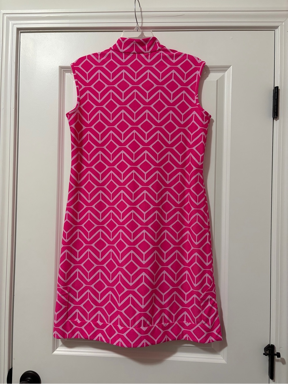 Jude Connally Pink Geometric Shift Dress Sleeveless Split V-Neck Size Medium - Picture 5 of 7
